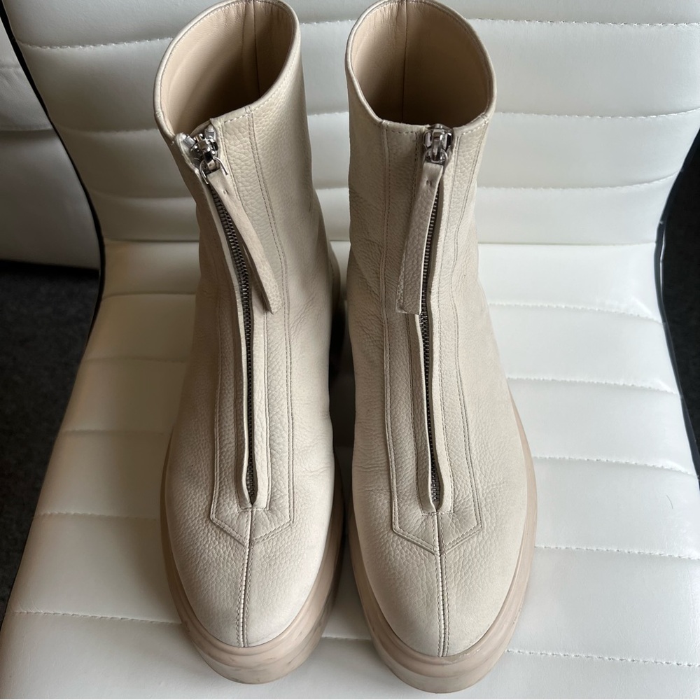 The Row Zipped Boots Cream
